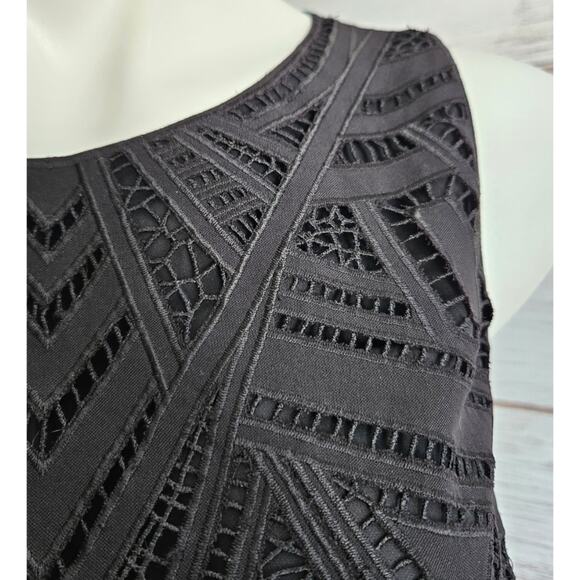 Laundry by Shelli Segal Textured Sleeveless Black Semi Sheer Blouse sz 2 - Picture 2 of 6